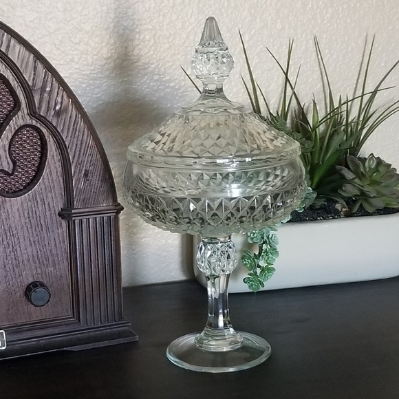 Vintage Indiana Glass Clear Glass Diamond Point Pedestal Compote Candy Dish Lid - Picture 11 of 11